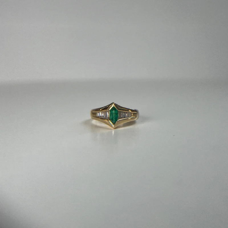 Retro Emerald and Diamond Ring .40 ct