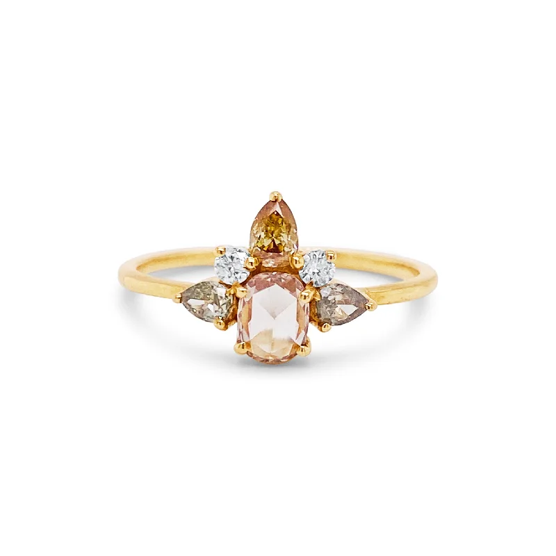 Diamond Ring In 18K Yellow Gold