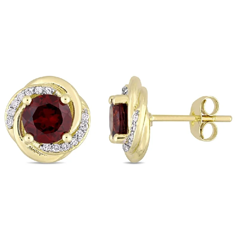 Miadora 10k Yellow Gold Garnet 1/7ct TDW Diamond Swirl Halo Stud Earrings